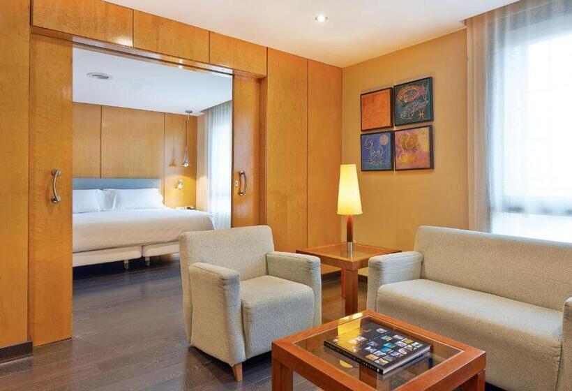 هتل NH Lleida Pirineos