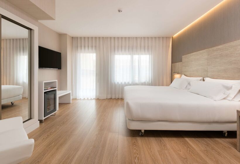 هتل NH Madrid Chamberi