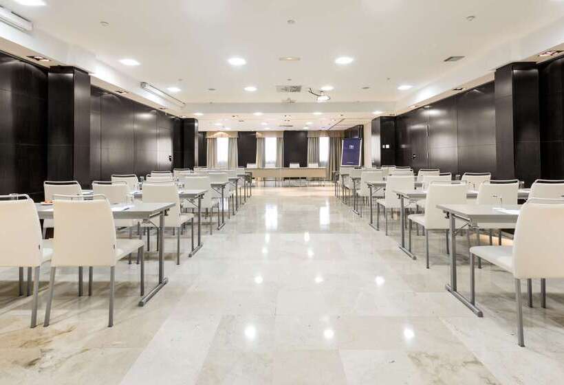 酒店 NH Madrid Príncipe De Vergara