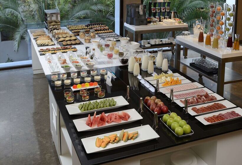 酒店 NH Madrid Príncipe De Vergara