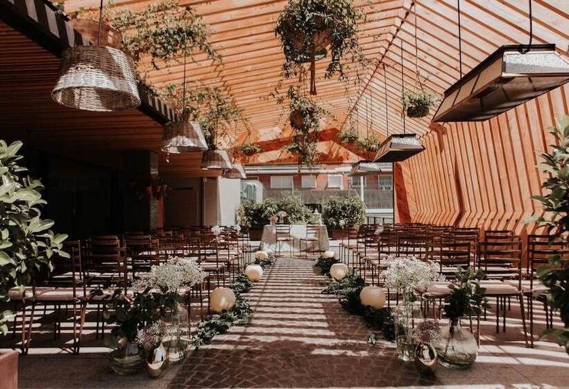 هتل NH Madrid Ventas