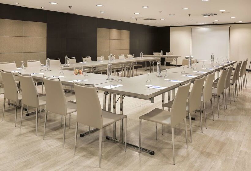 هتل NH Paseo De La Habana