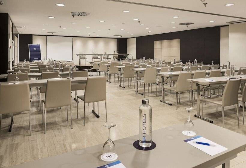 هتل NH Paseo De La Habana