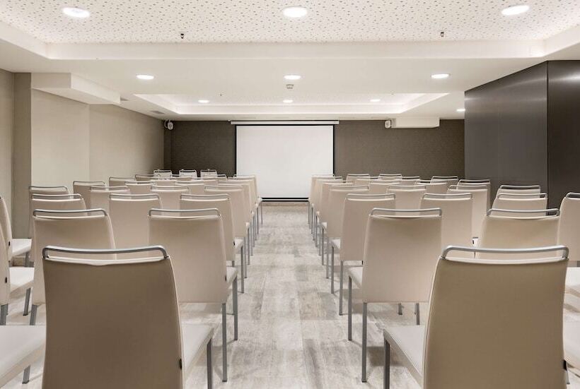 酒店 NH Madrid Zurbano