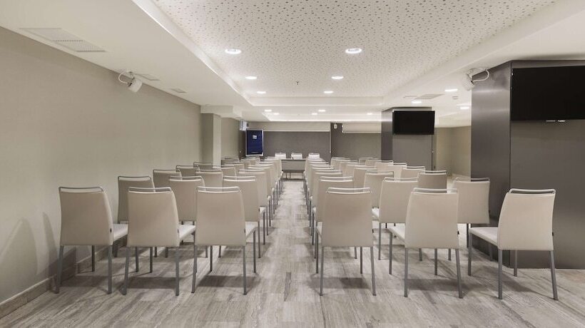 酒店 NH Madrid Zurbano