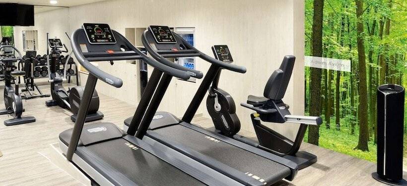 酒店 NH Madrid Zurbano