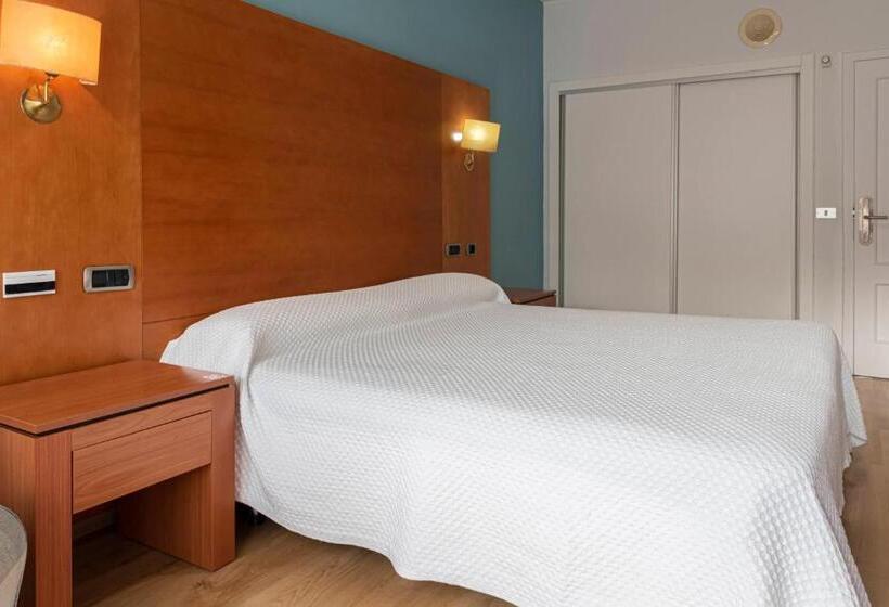 Отель Novo Muiño