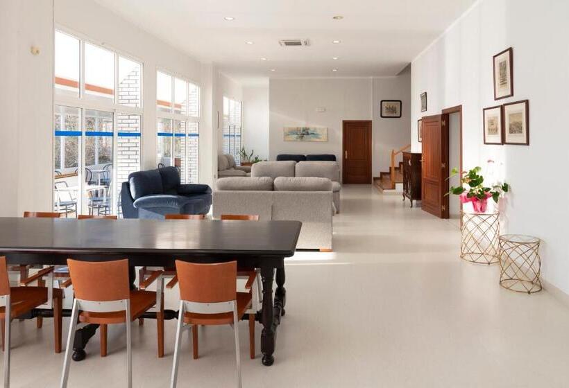 Отель Novo Muiño