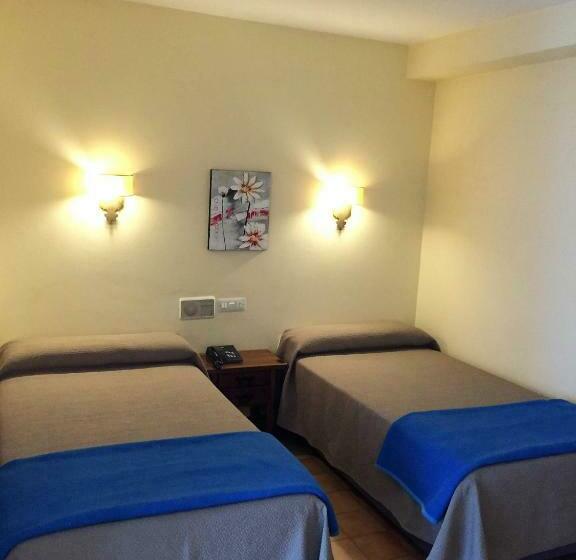 هتل Nuevo Cachalote