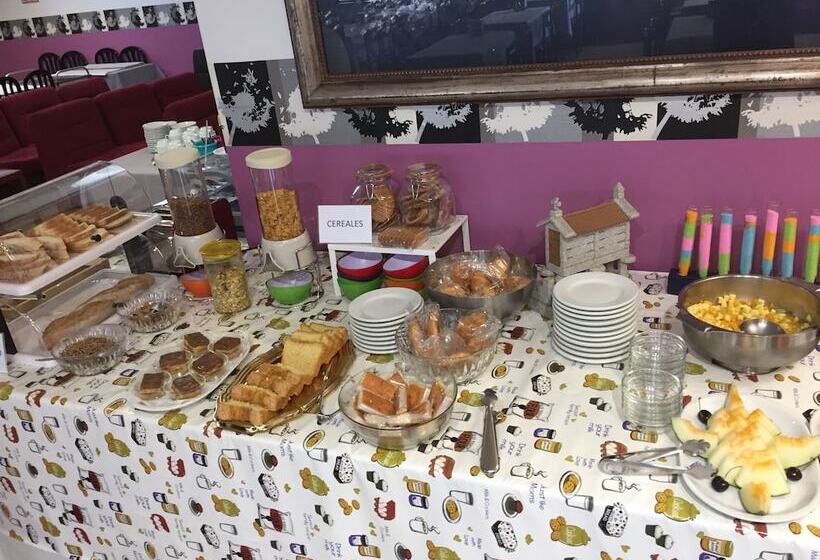 هتل Nuevo Cachalote