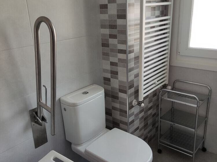 هتل Nuevo Cachalote