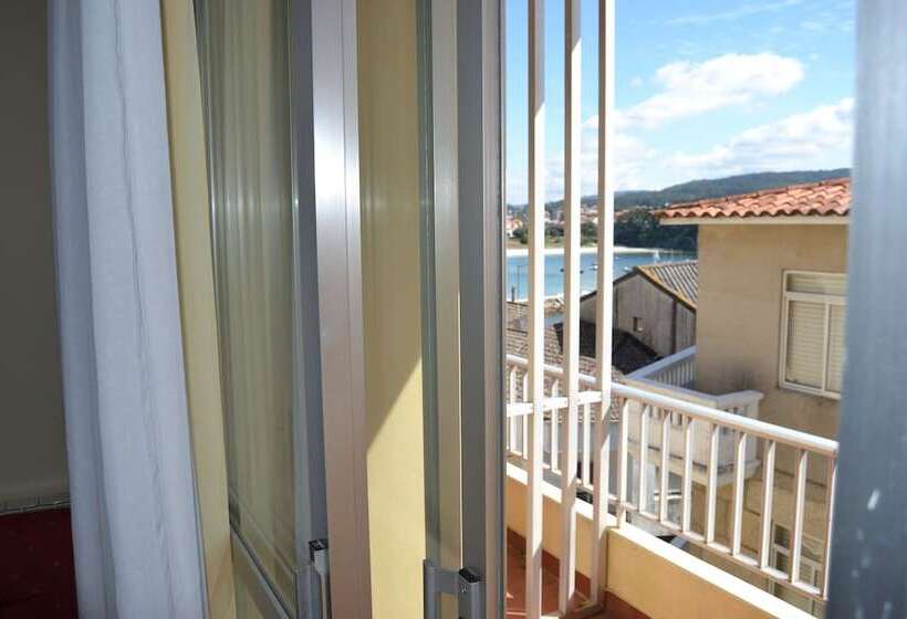 هتل Nuevo Cachalote