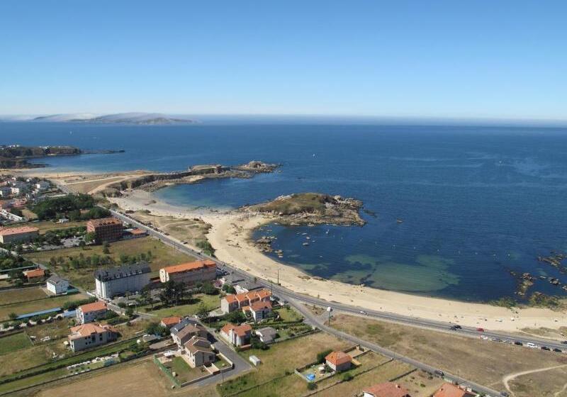 هتل Nuevo Lanzada