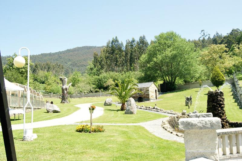 Отель O Val Do Naseiro