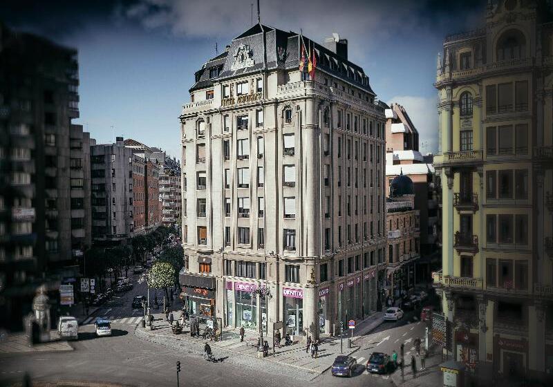 هتل Occidental Leon Alfonso V