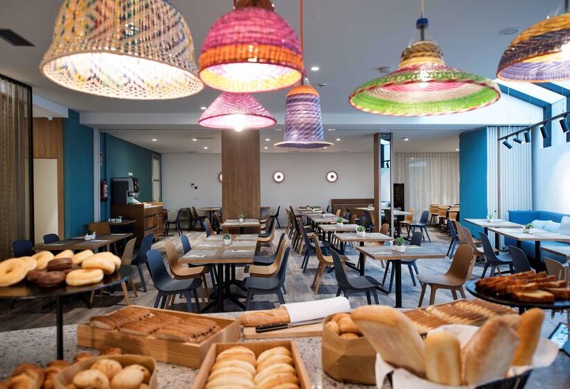 ホテル Occidental Vigo