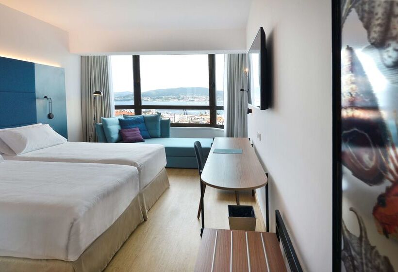 هتل Occidental Vigo