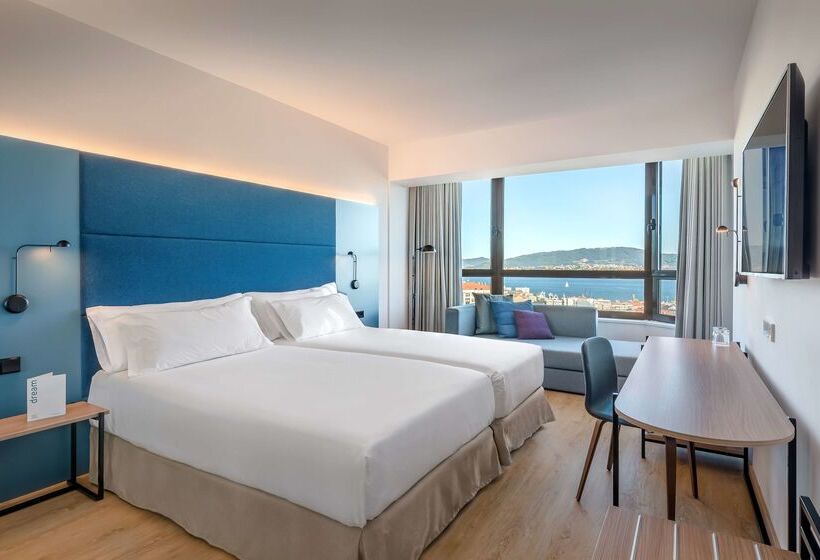 ホテル Occidental Vigo