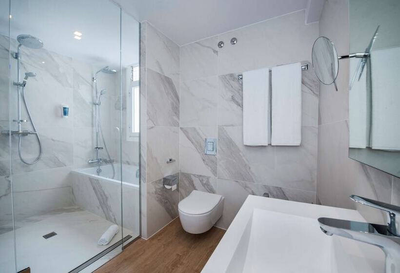 ホテル Occidental Vigo