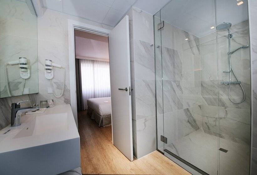 هتل Occidental Vigo