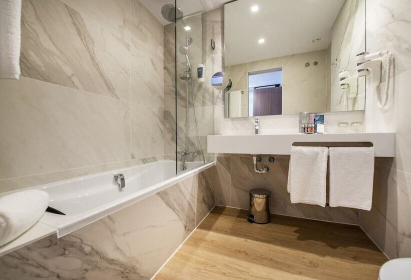 ホテル Occidental Vigo