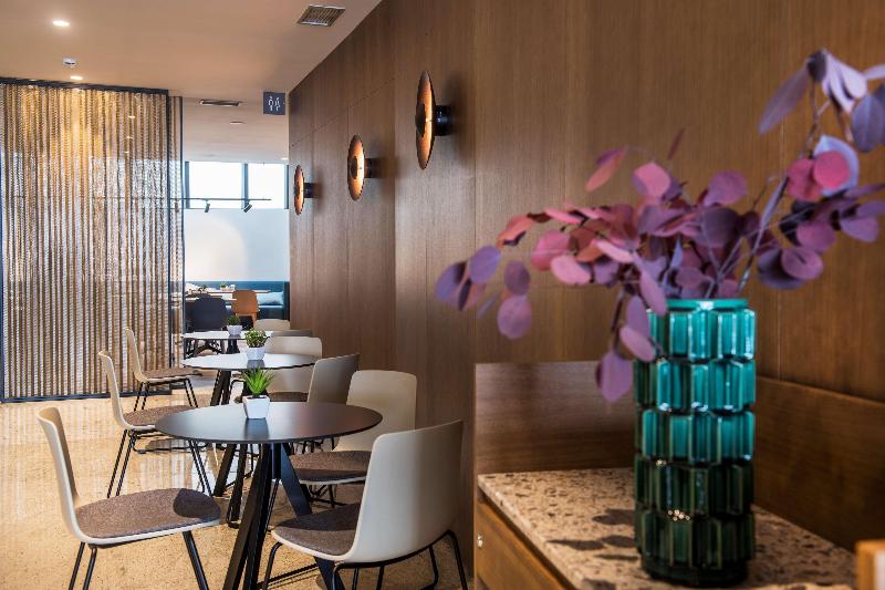 هتل Occidental Vigo