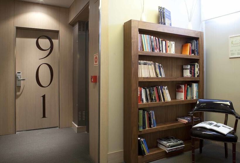 בית מלון כפרי Opera