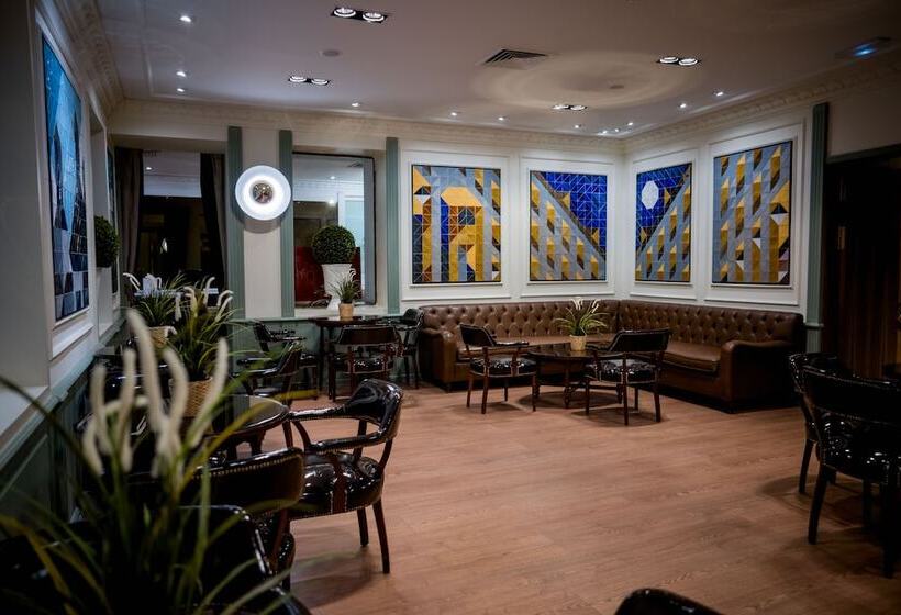 בית מלון כפרי Opera