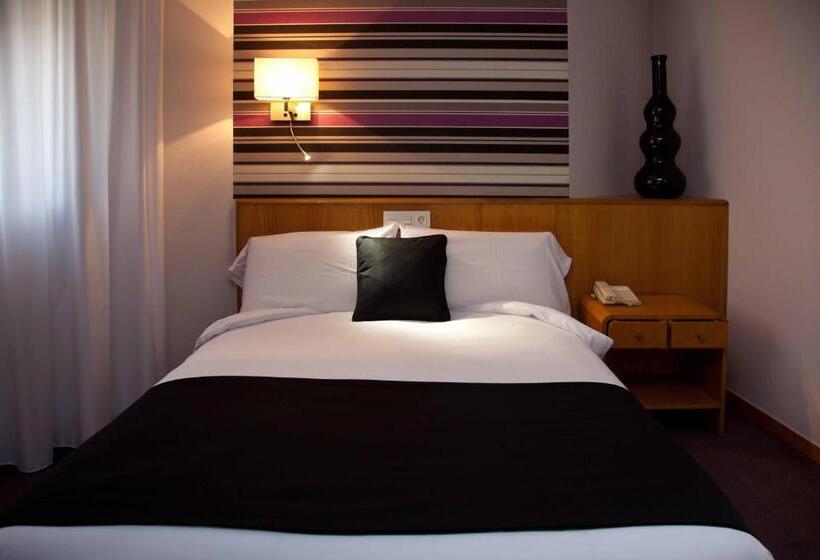 فندق Palacio De Cristal