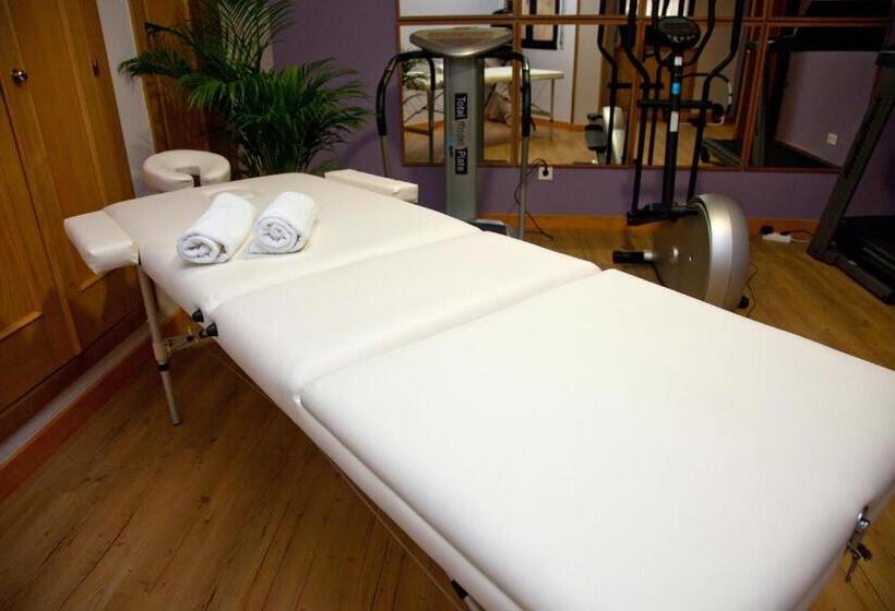 فندق Palacio De Cristal