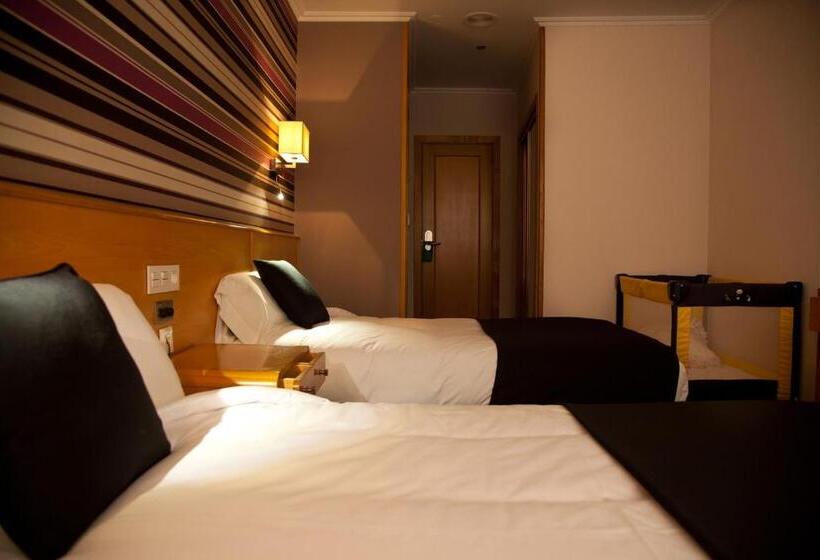 فندق Palacio De Cristal