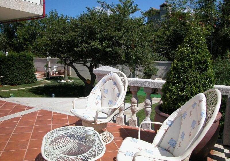 Отель Piñeiro 2 Estrellas Superior