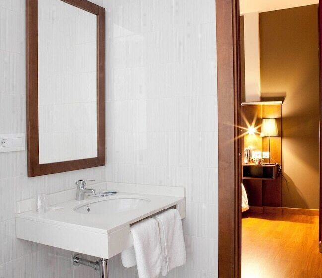 בית מלון כפרי Plaza Manjon