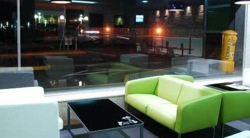 酒店 Puente De La Toja