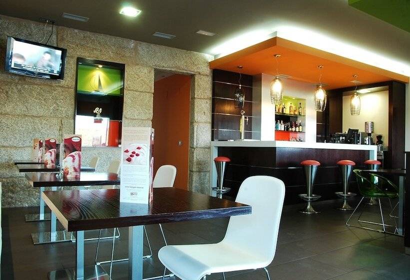 酒店 Puente De La Toja