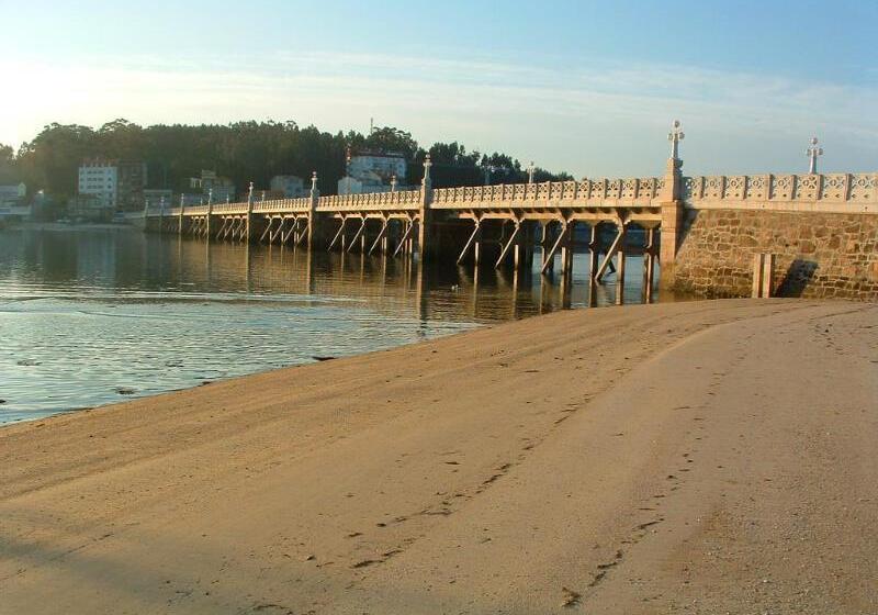 酒店 Puente De La Toja