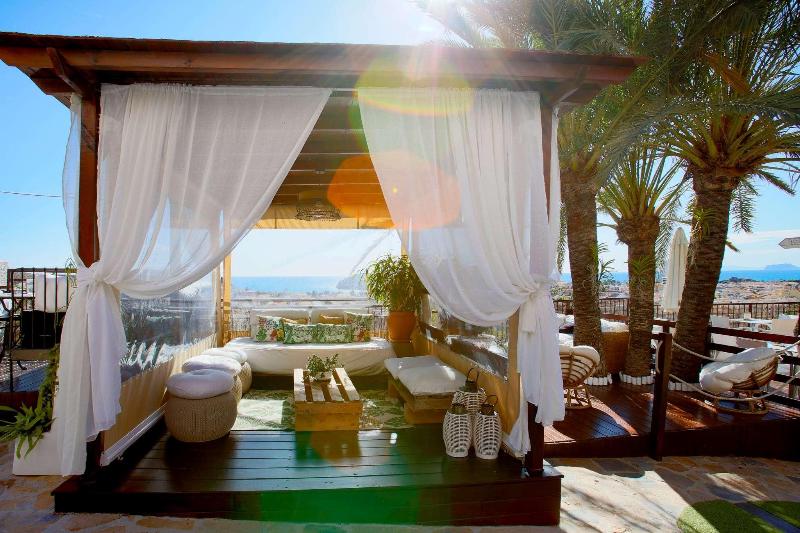 هتل Ramada Resort by Wyndham Puerto de Mazarron