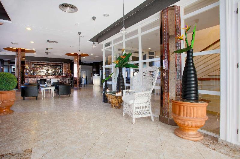 هتل Ramada Resort by Wyndham Puerto de Mazarron