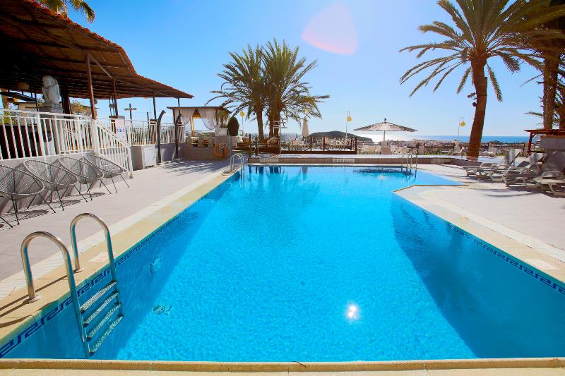 هتل Ramada Resort by Wyndham Puerto de Mazarron