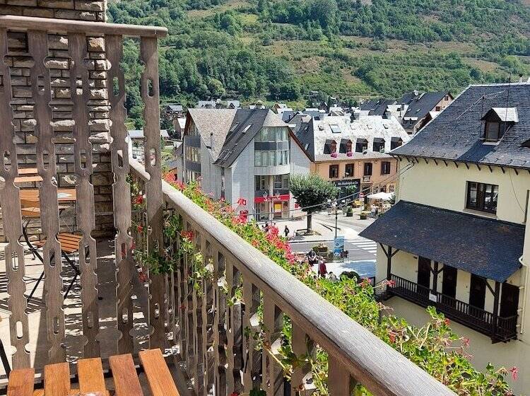 هتل Riu Nere Mountain