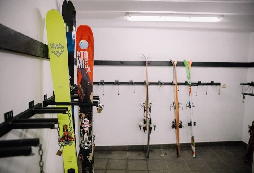 هتل Riu Nere Mountain