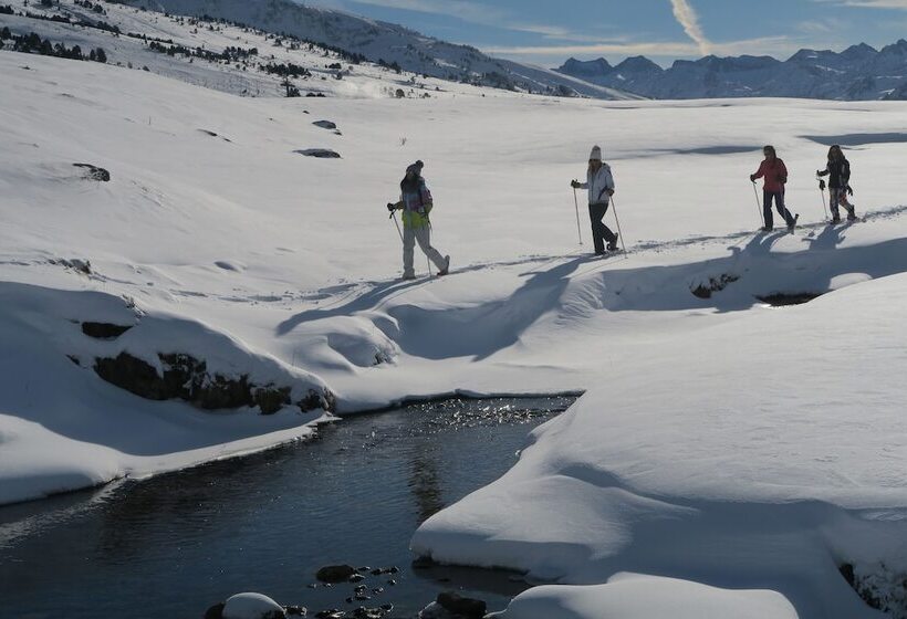 هتل Riu Nere Mountain