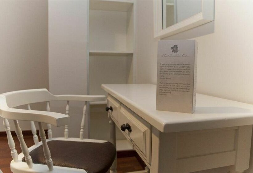 هتل Rosalia De Castro