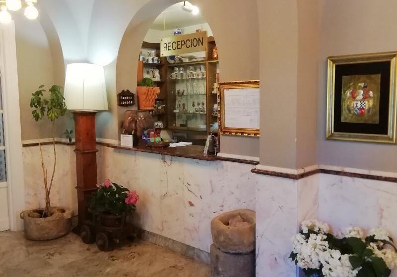 乡村酒店  Xabier