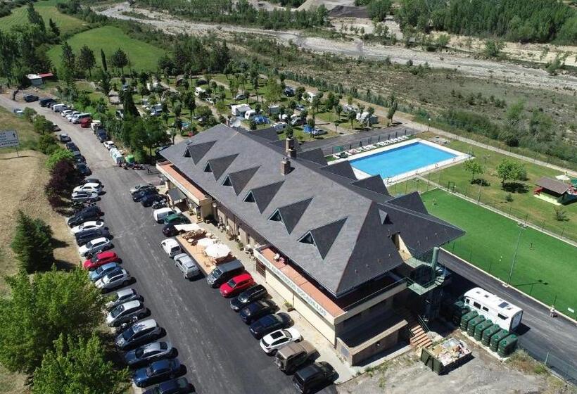 هتل Sabiñanigo Camp &