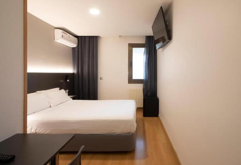 호텔 Sancho Ramírez