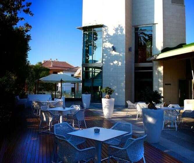 فندق Spa Jardines De Lorca