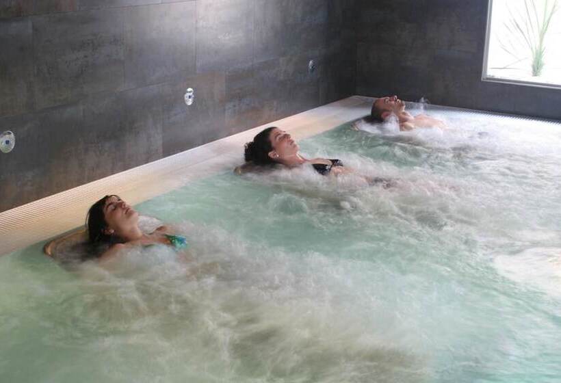 فندق Spa Jardines De Lorca