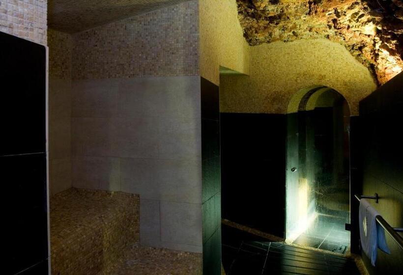 فندق Spa Termaeuropa Balneario Arnedillo