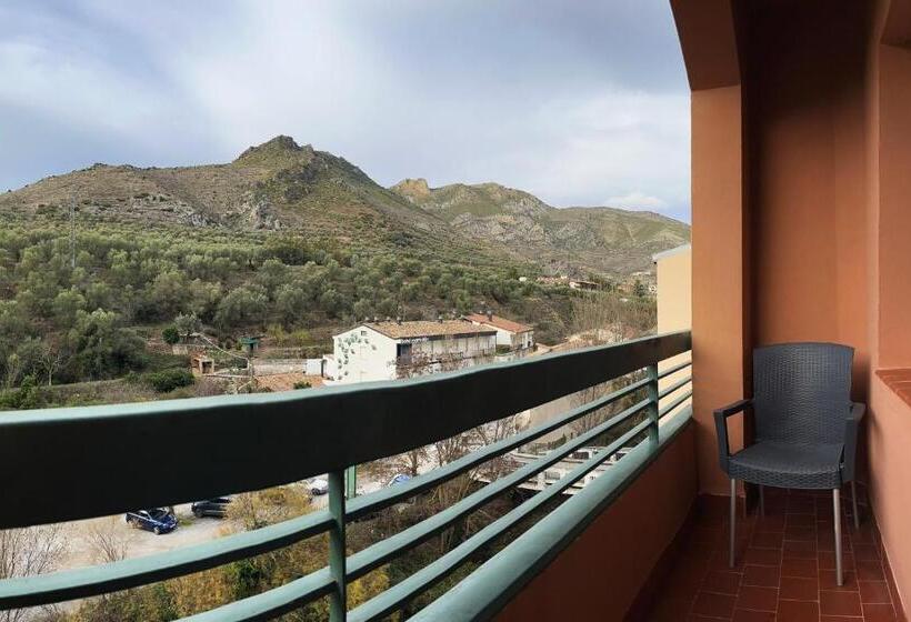 فندق Spa Termaeuropa Balneario Arnedillo